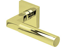 scoop edelstahl türdrücker form 1016 in pvd messinggelb auf quadratrosette