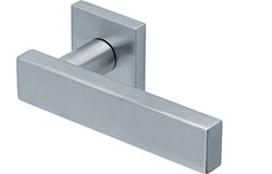 scoop edelstahl türdrücker form 1019 in edelstahl matt auf quadratrosette