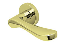 scoop edelstahl türdrücker form 1024 in pvd messinggelb auf rundrosette