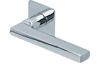 scoop flache lösungen türdrücker form 1025 in edelstahl poliert auf flacher quadratrosette