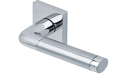 scoop edelstahl türdrücker form 1101 in edelstahl poliert auf quadratrosette