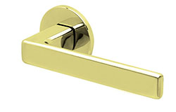 scoop formspiele türdrücker form 8040 in messing poliert auf rundrosette