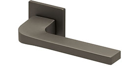 scoop formspiele türdrücker form 8044 in titanium matt auf quadratrosette