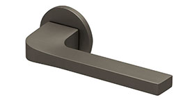 scoop formspiele türdrücker form 8044 in titanium matt auf rundrosette