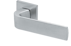 scoop formspiele türdrücker form 8077 in chrom matt auf quadratrosette